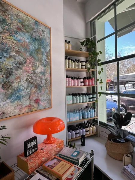 Liquid Beauty Parlor moment 6